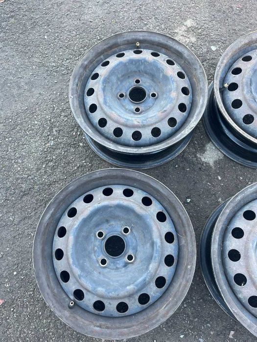 Сталеві диски R15, 4x100, DIA 54.1, з Kia Rio 3