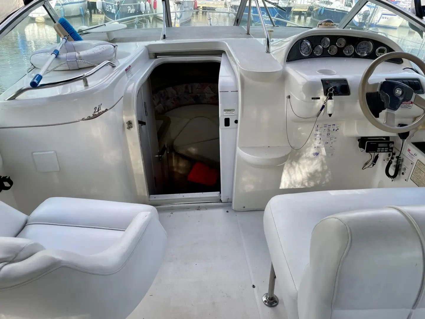 Łódź motorowa Larson 270 Cabrio
