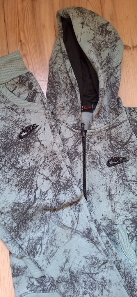 Dres chłopięcy Nike 122-128