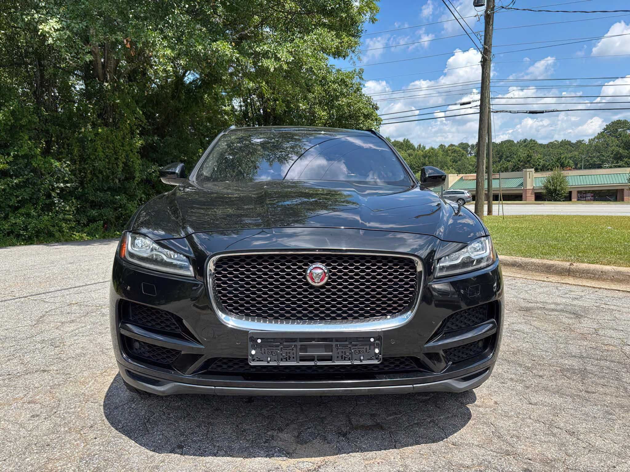 Jaguar F-Pace Prestige      2018