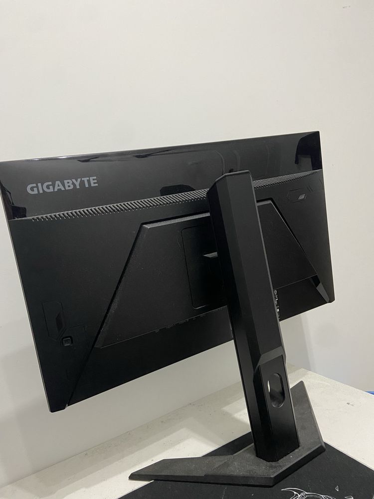 Monitor Gigabyte G24F 2