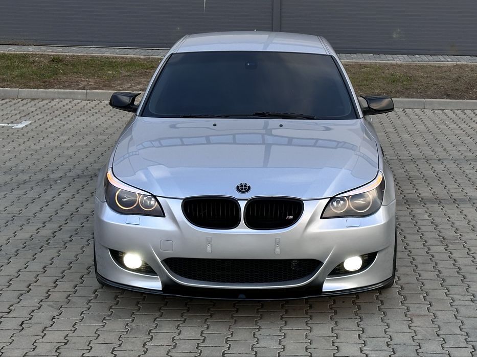 BMW     E60    530і