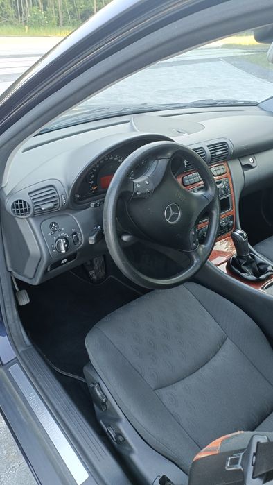Mercedes Benz W203 1.8 kompresor 2002r
