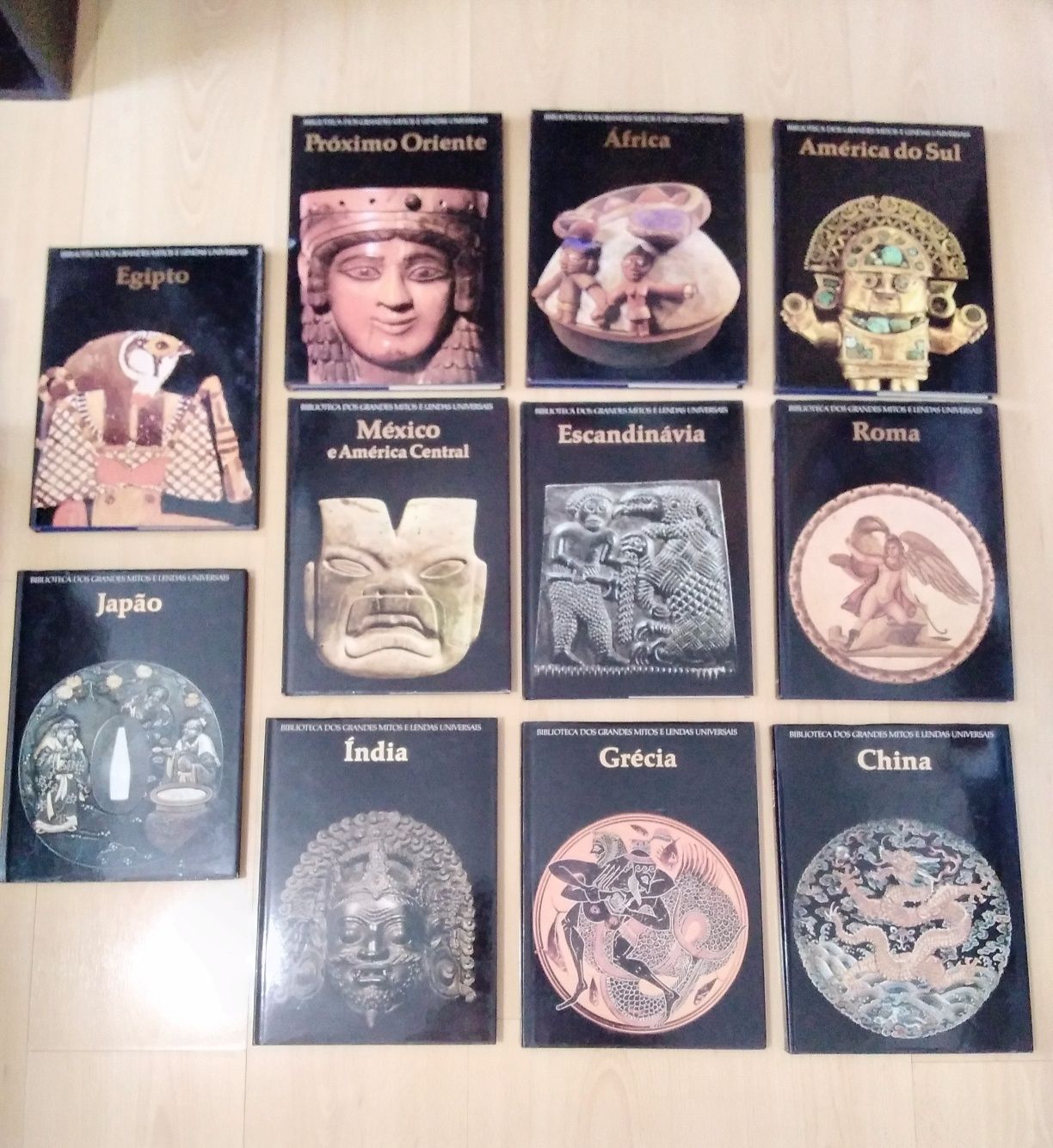 Coleção completa Biblioteca dos Grandes Mitos e Lendas Universais