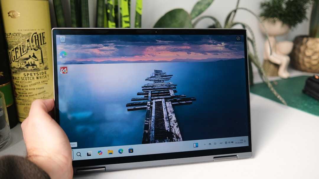 Yoga X1 6 Gen i7 - 1185G7 32GB Ram 512SSD Intel Iris Xe 14 4k