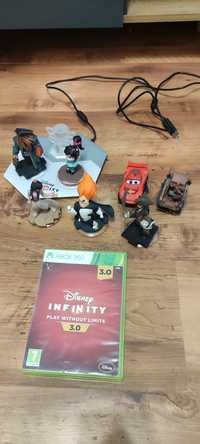 Sprzedam Disney Infiniti 3.0 Xbox 360 plus portal i figurki.