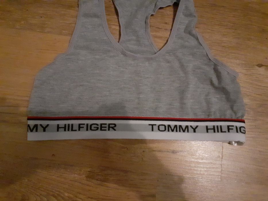 Stanik sportowy top tommy hilfiger tanio okazja
