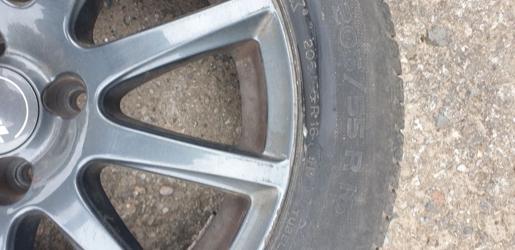 Felgi aluminiowe 6,5J16H2 ET 40
