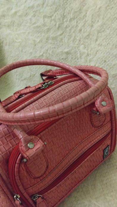 Сумка жіноча червона