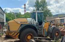 Фронтальний навантажувач Liebherr L 554 2plus2, рік випуску 2003,