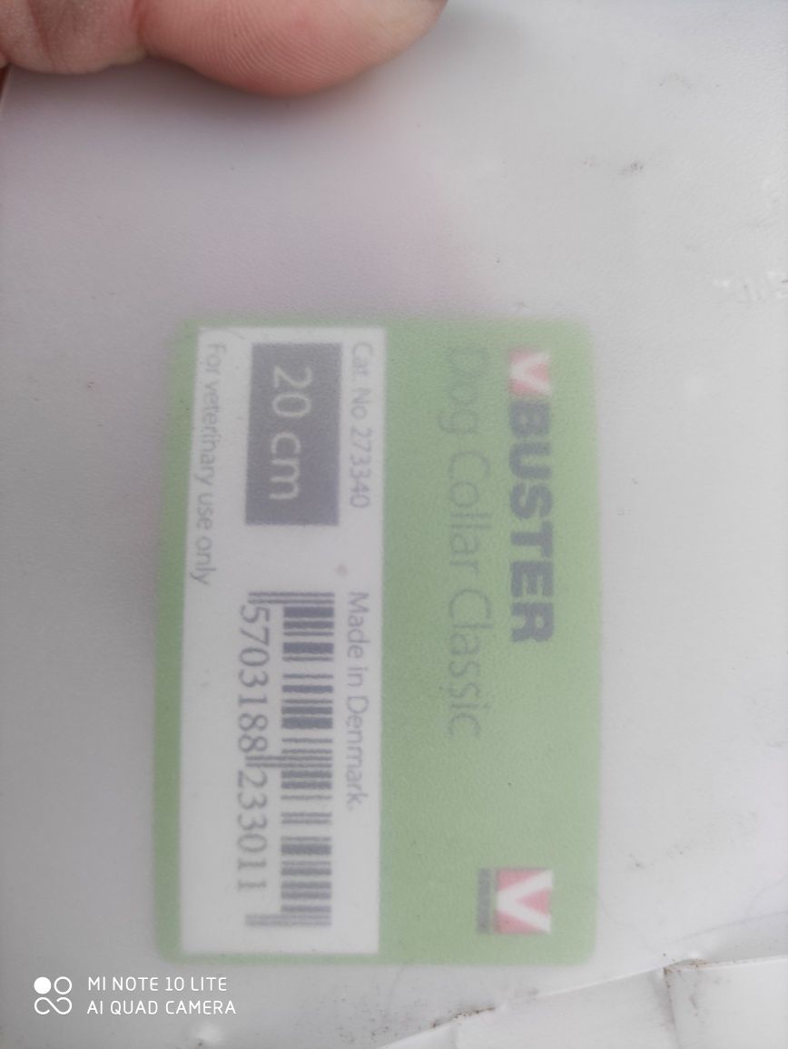 Plastikowy kołnierz ochronny dla psa Buster 20 cm