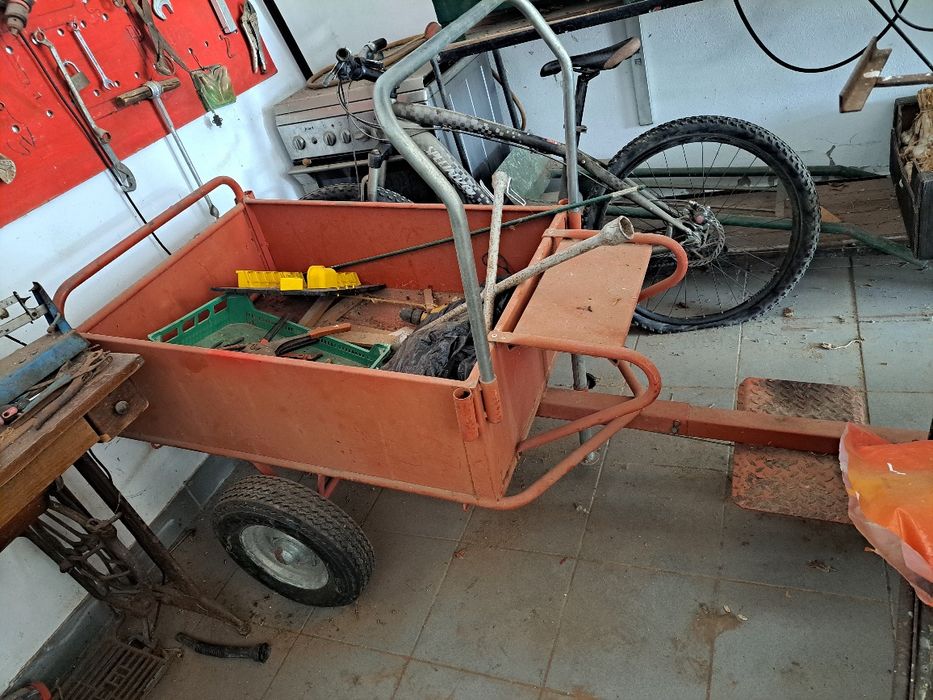 Reboque em bom estado