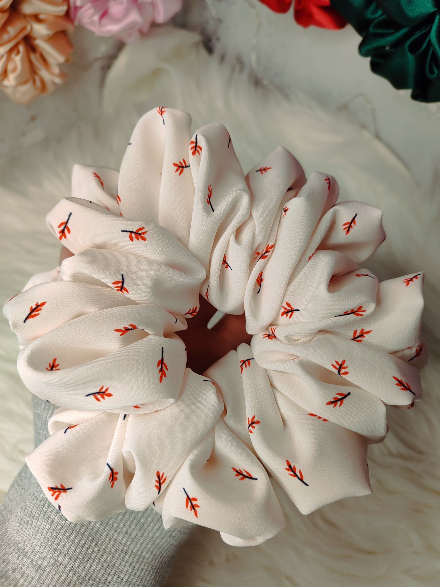 Scrunchie do włosów rozm XL Jedwab Silk