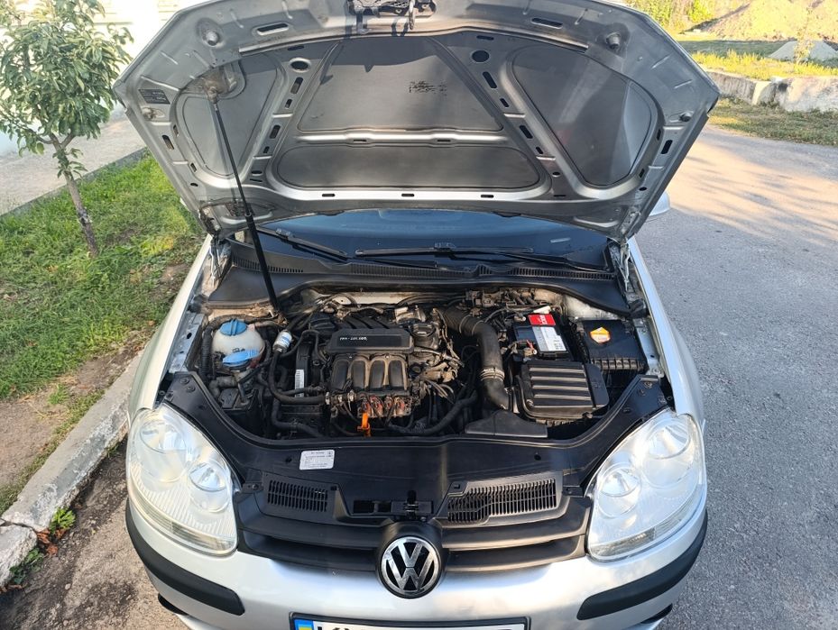 Продам гарний обслужений автомобіль