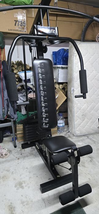 Máquina musculação Newfit