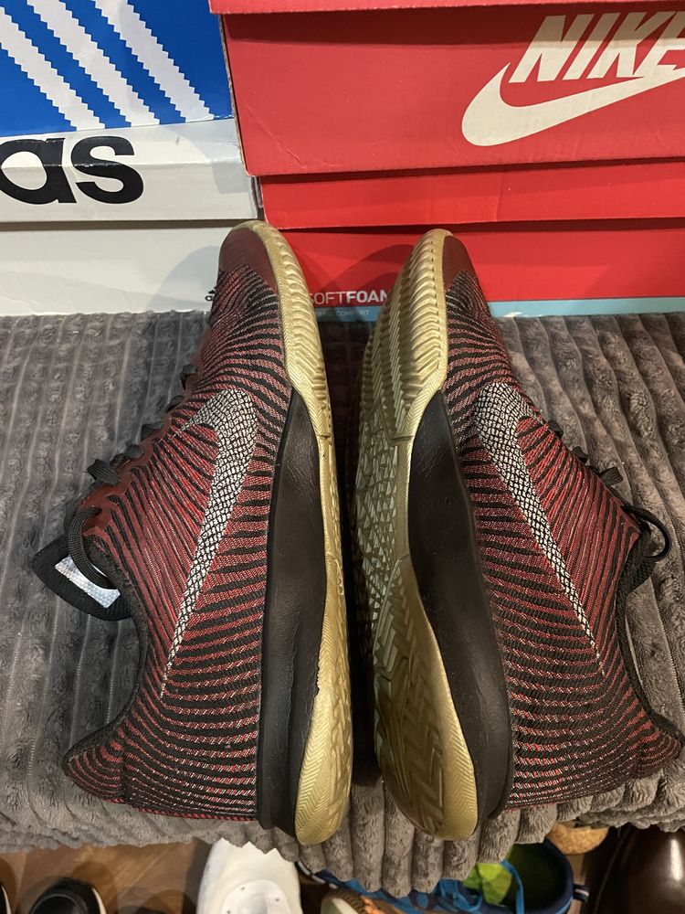 Баскетбольні кросівки Nike Kobe KB Mentality 2 44(28см) оригінал