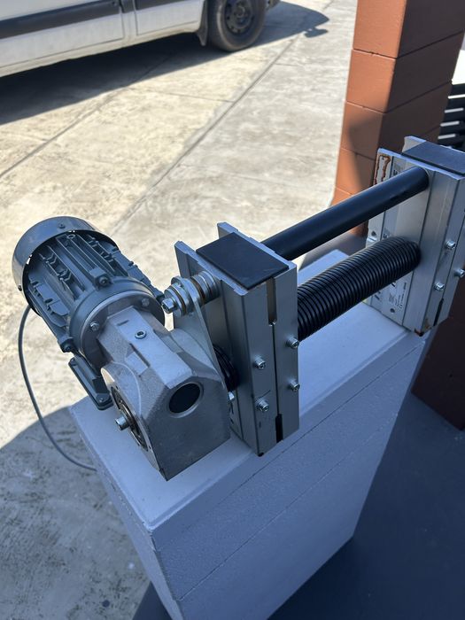 Червʼячний мотор-Редуктор