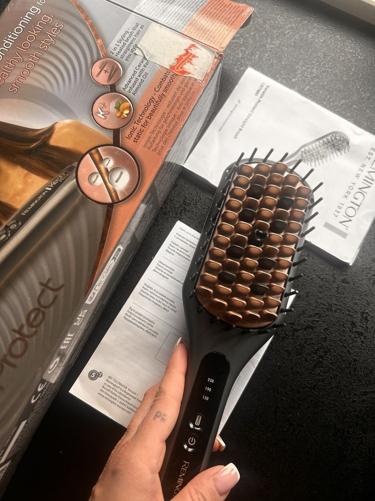Remington szczotka prostujaca włosy nowa