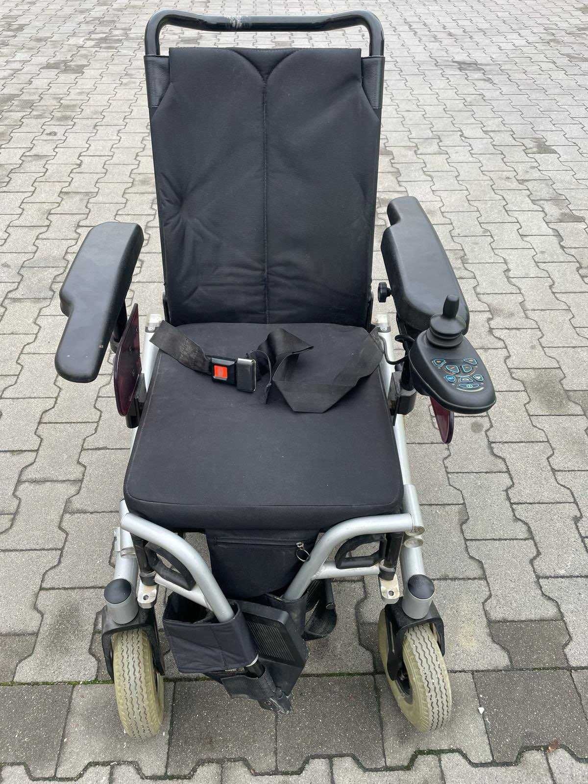 Sprzedam wózek inwalidzki firmy Bischoff & Bischoff model 8351
