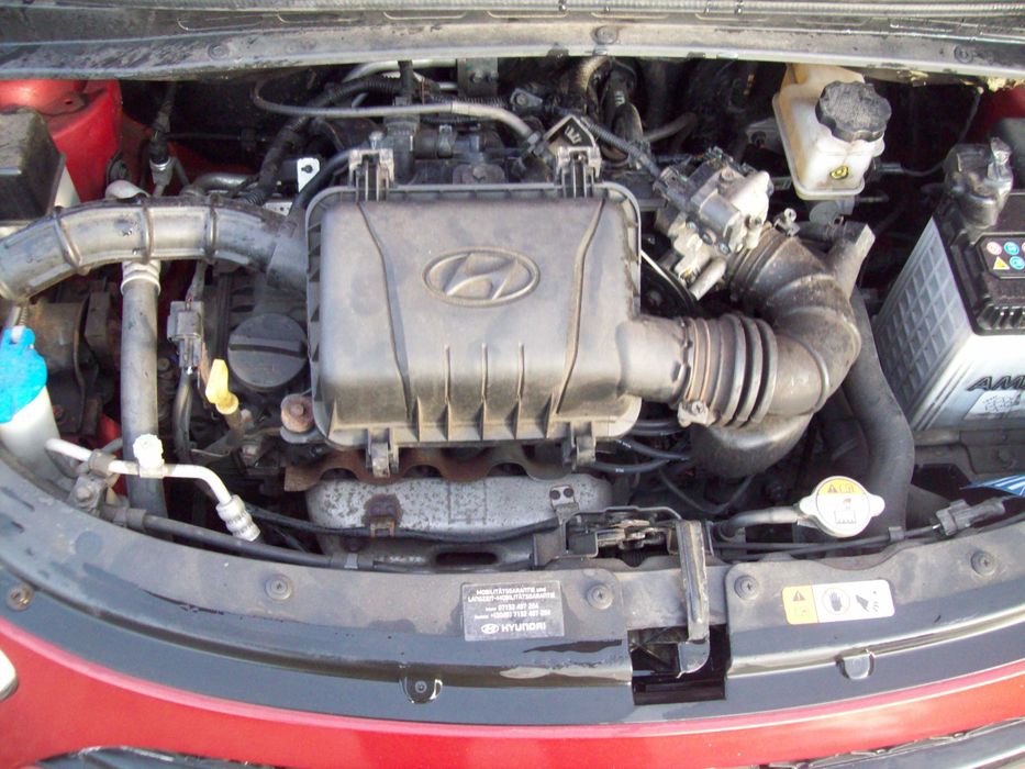 HYUNDAI i10 1,1/stan idealny/mały przebieg/klimatyzacja