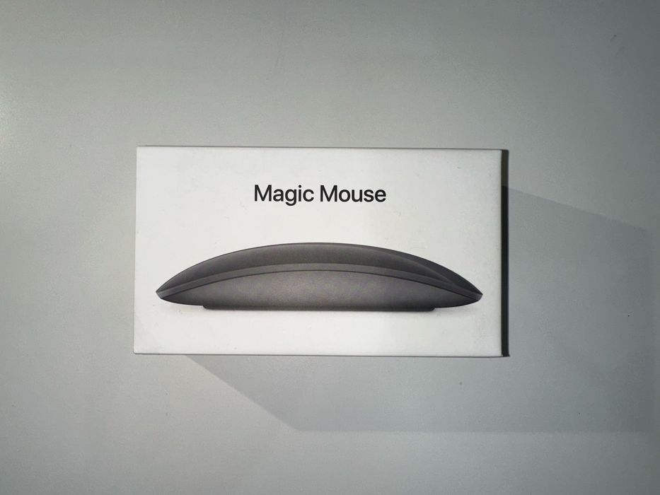 MacBook Pro 13’ M1 + Magic Mouse 2