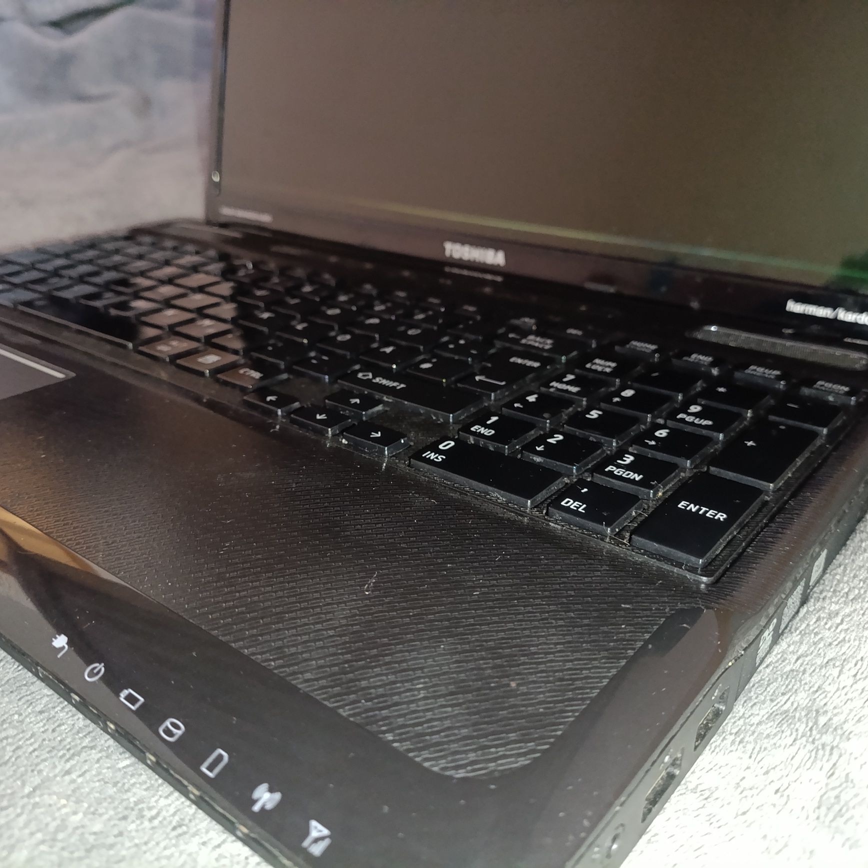 Ноутбук Toshiba Satellite a660 12e