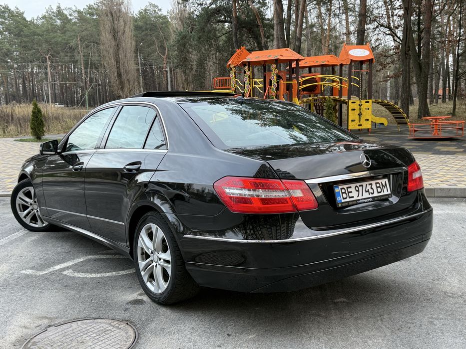 Mercedes-Benz w212  e200 cdi