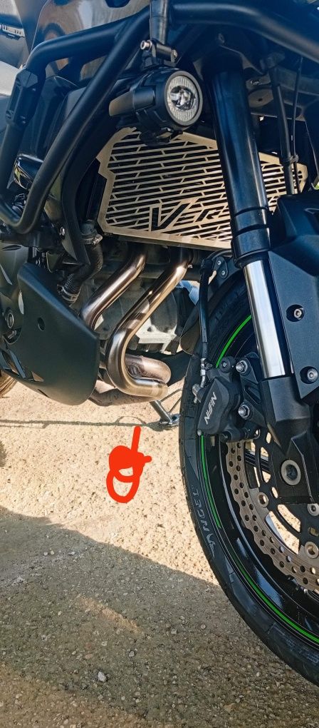 Kawasaki versys 650 carregada de extras.24mil km
