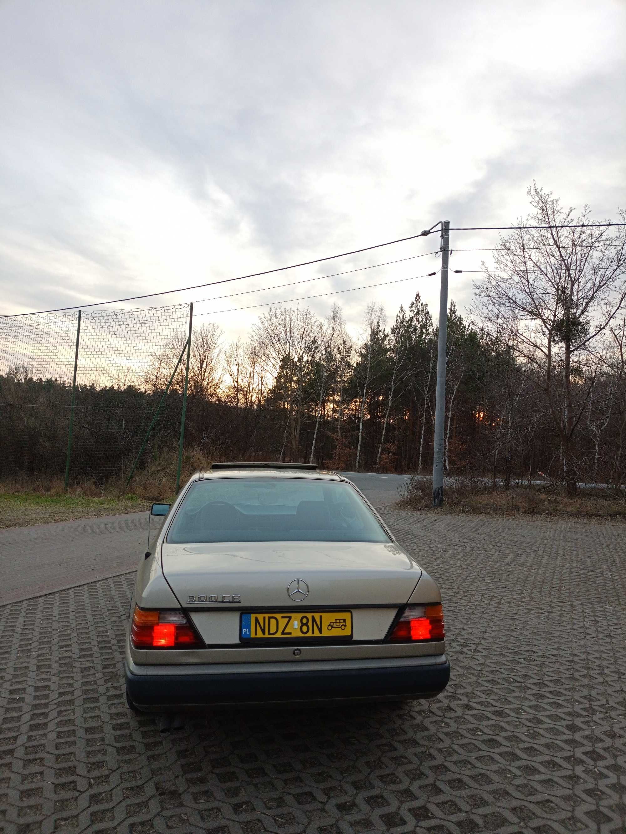 MERCEDES Ce300 Coupe