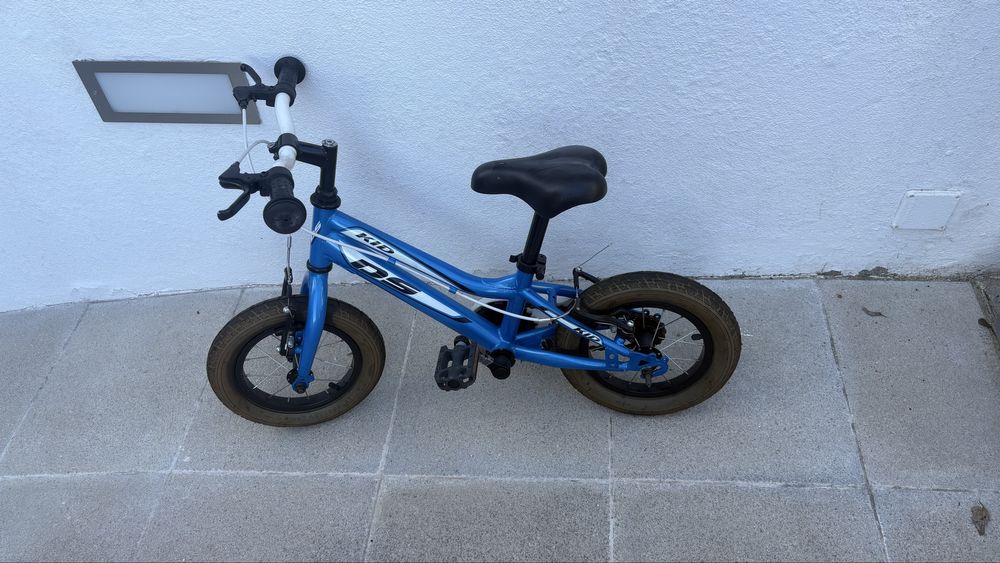 Bicicleta de Criança KID DS quase nova + rodinhas oferta