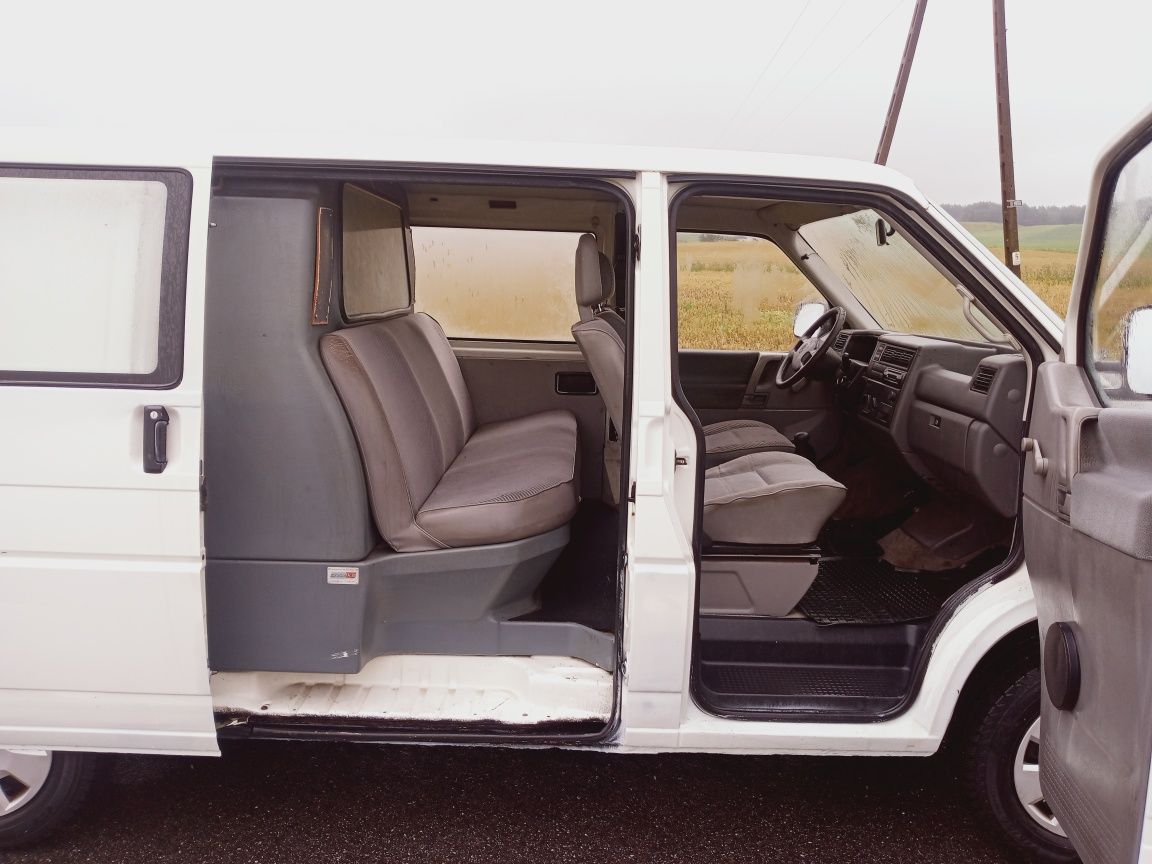 VW T4 transporter dubel kabina 5 os. 2.4D Rodzyn Do zadań Specjalnych