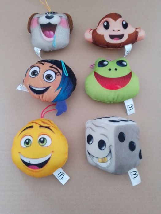 Colecção de peluches de dupla face