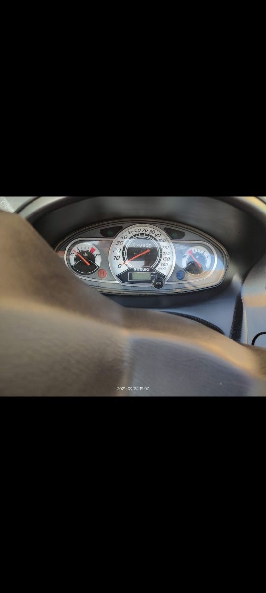 SUZUKI Burgman 125