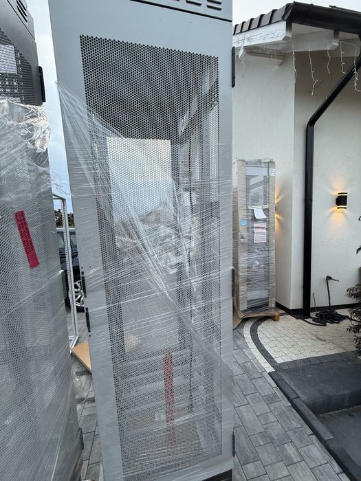 Szafa rack, krosownicza, sieciowa, pod magazyn energii