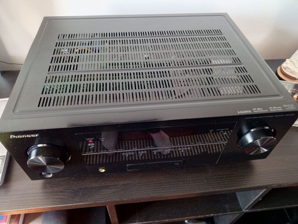 Amplituner Pioneer vsx 921