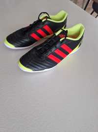 Buty halowe adidas