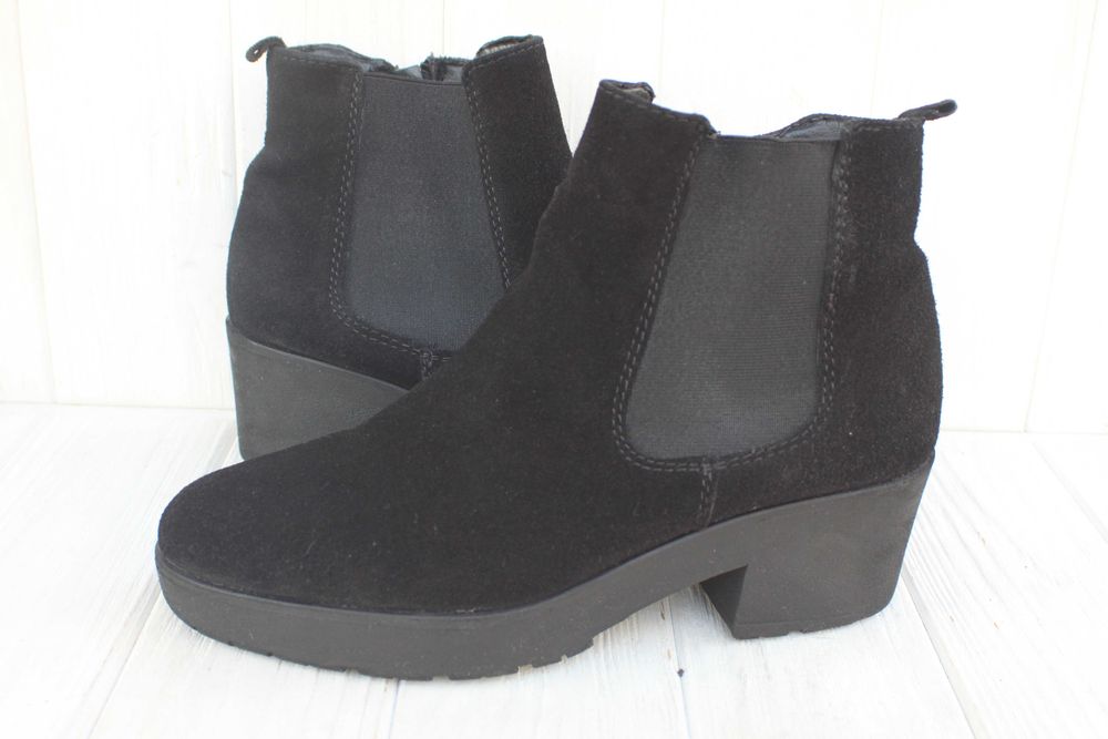 Ботильйони Tamaris замша Німеччина 38р черевики ботильоны ботинки