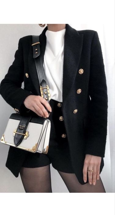 Костюм Zara с шортамиз