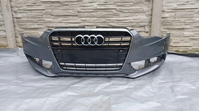 Audi A5/8t 8f 2013 Z przodu Zderzaki