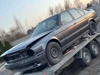 BMW E34 M5 WBS buda goła kasta po blacharce i lakierowaniu na projekt