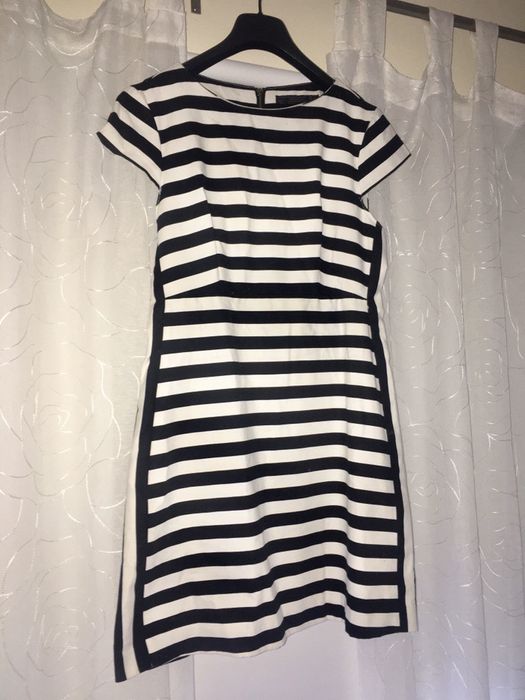 Vestido Zara preto e branco (portes incluídos)
