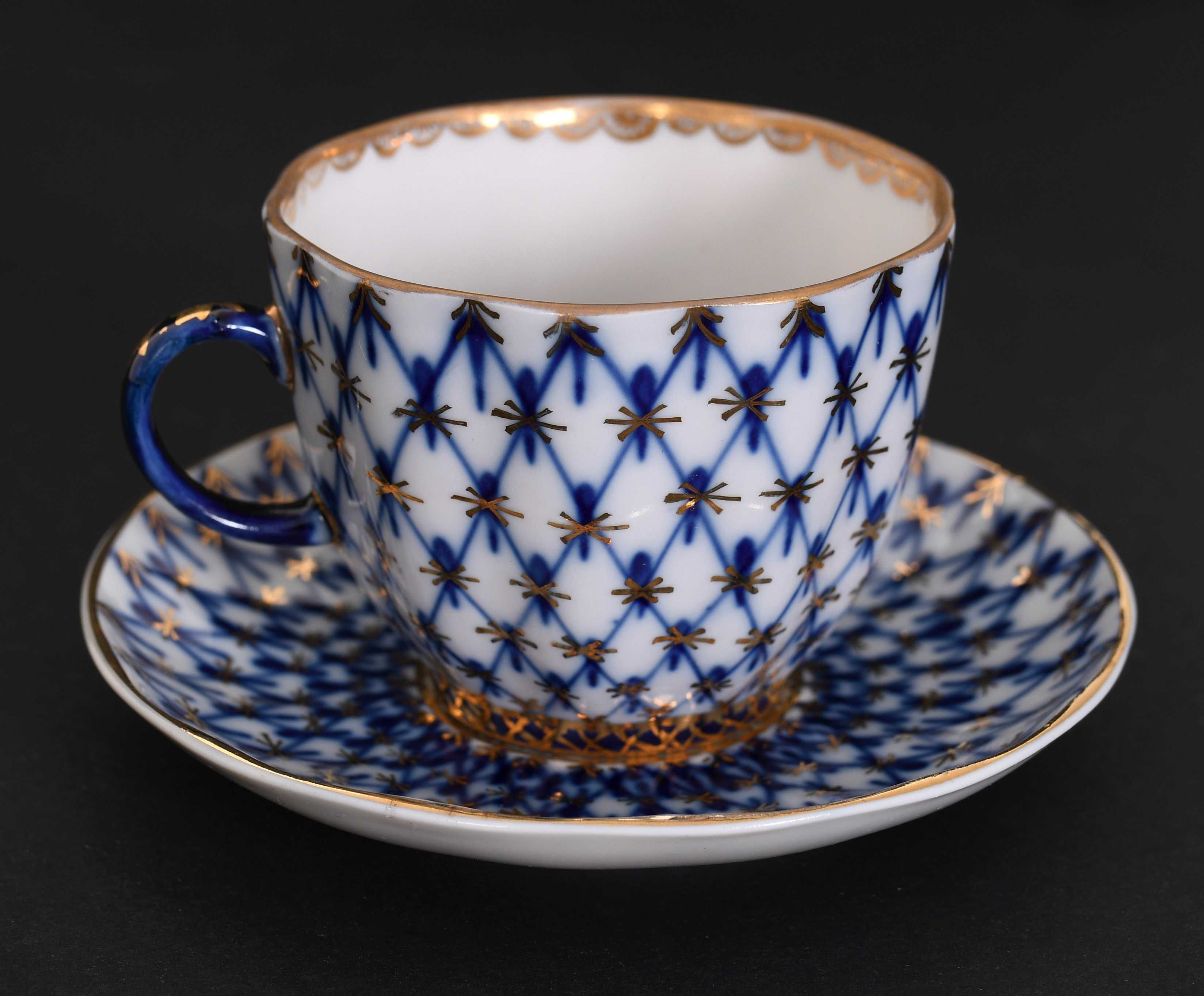 Łomonosow elegancki duet porcelanowy kobaltowa siatka filiżanka spodek