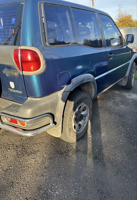 Nissan Terrano II