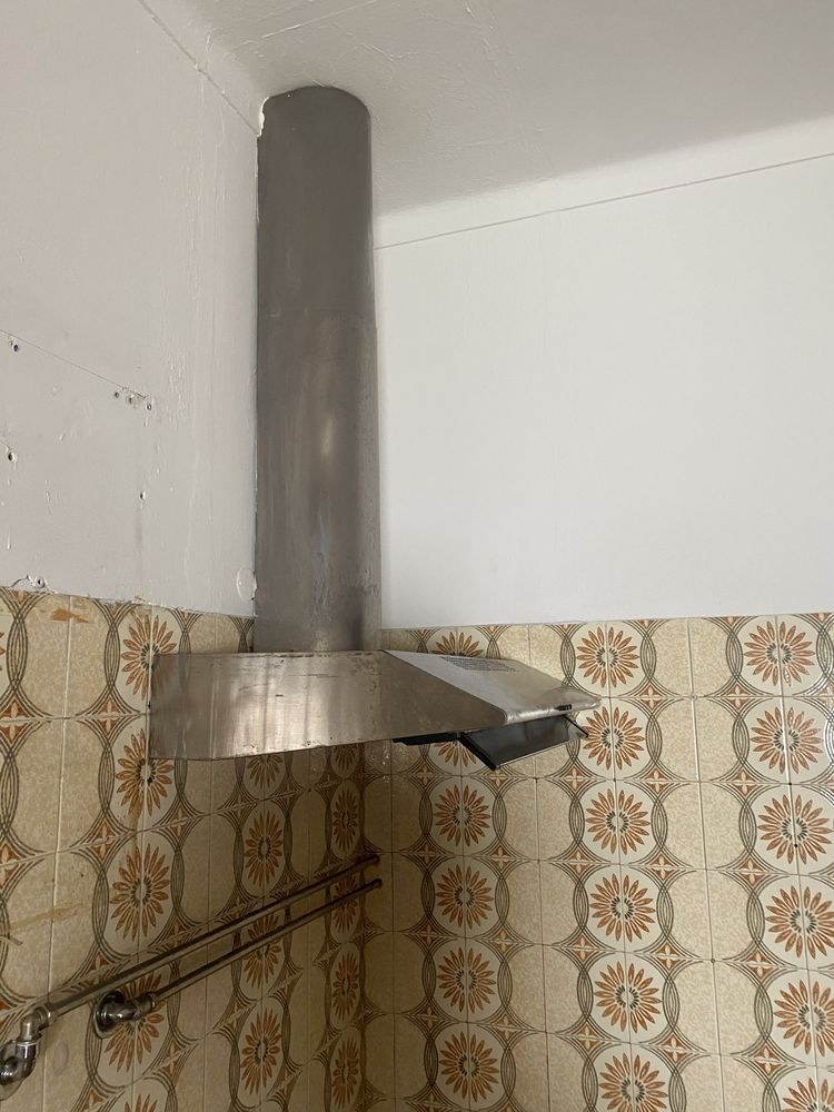 Exaustor Zanussi em Inox 50cm * 70 cm incluindo chaminé