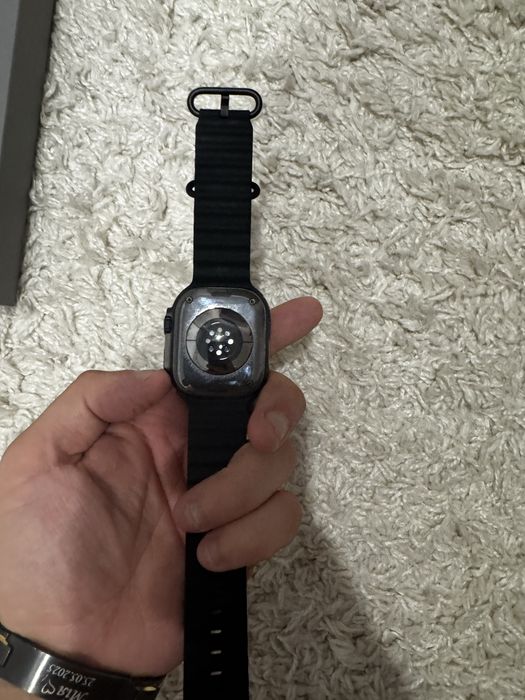Apple Watch Ultra 2 49 mm титан