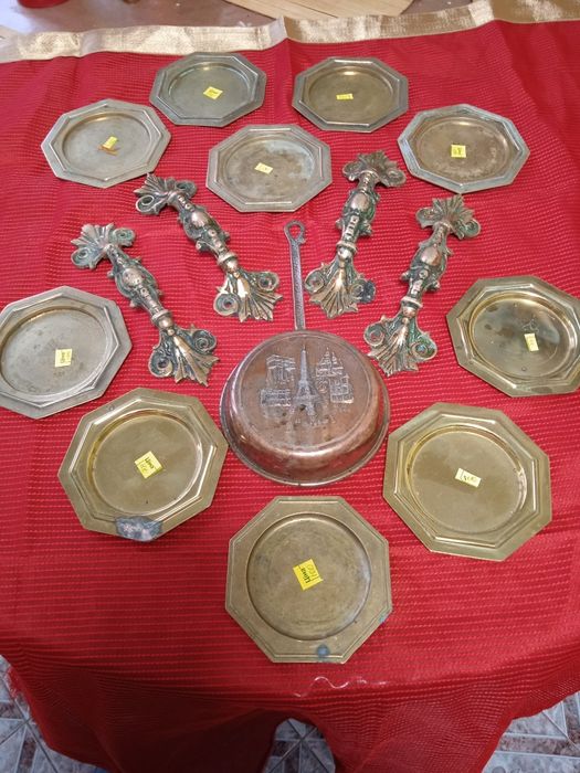 Бронза,глечики,мідь.