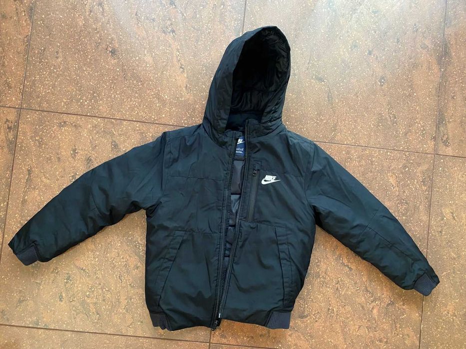 Kurtka  Nike r.137-147