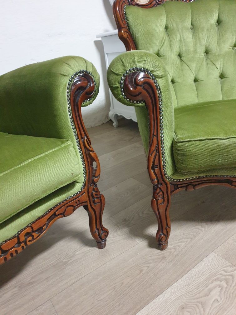 Piękna stylowa sofa fotele