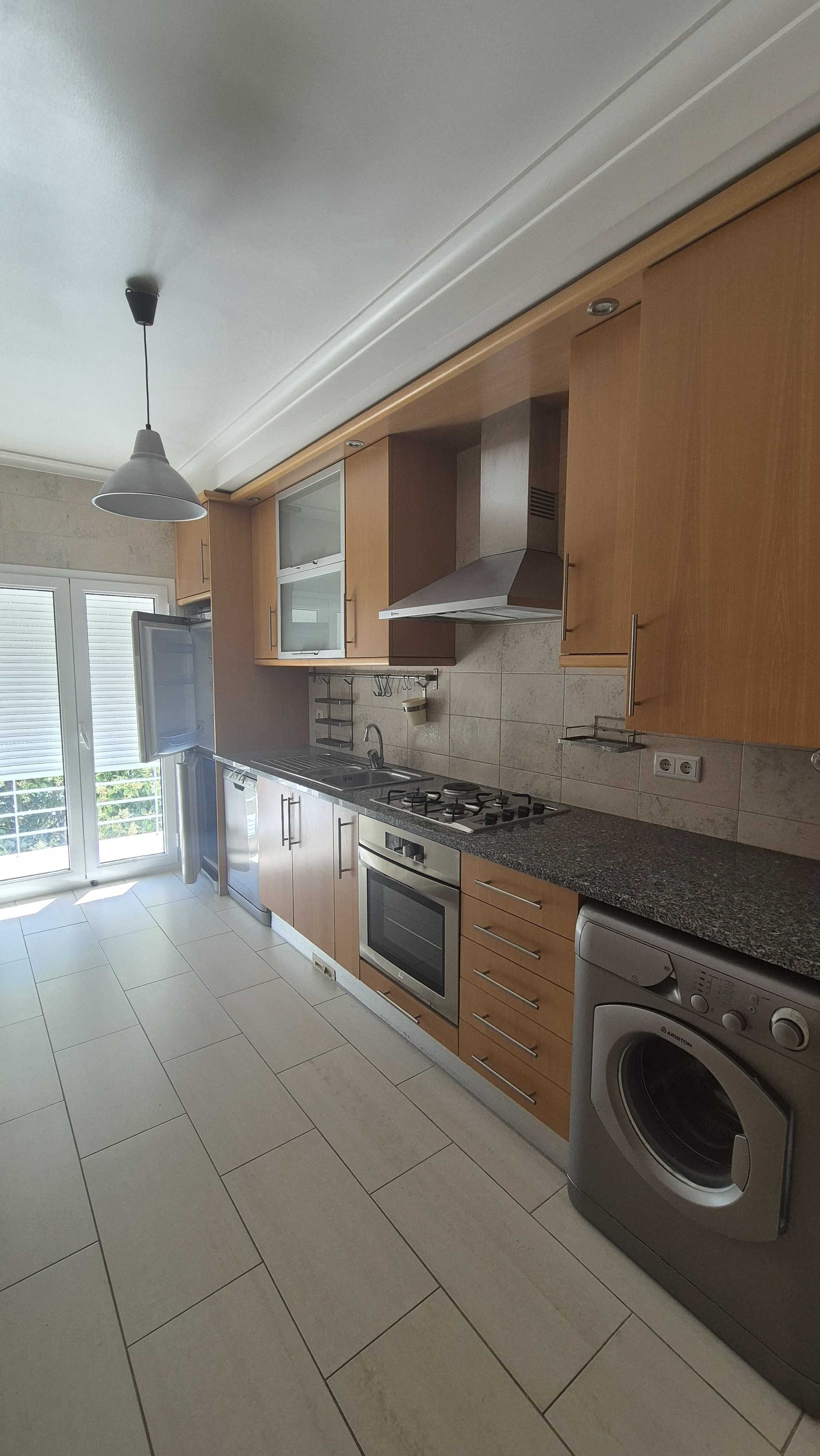 Apartamento T2 com garagem Santa Clara Coimbra