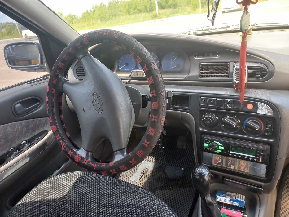 Кіа сепфія 2 в справному стані